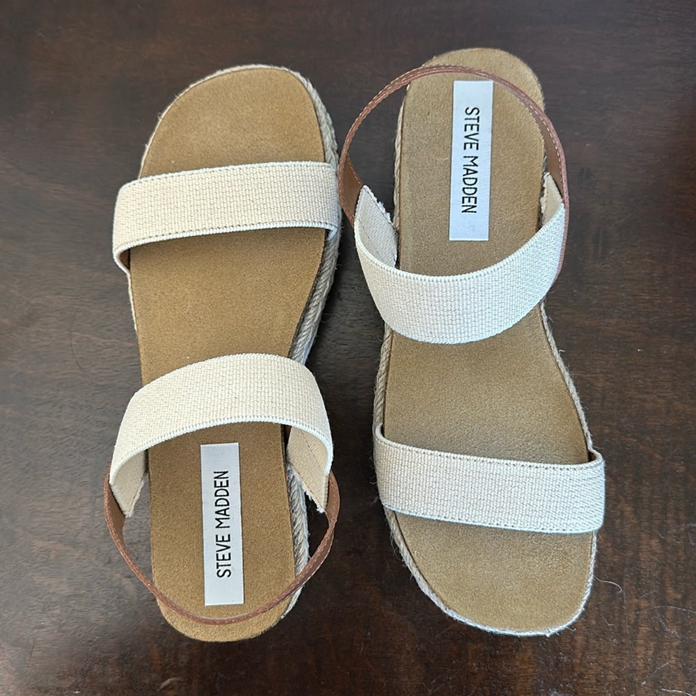 Steve Madden sandals, brand new, never worn, size 8.